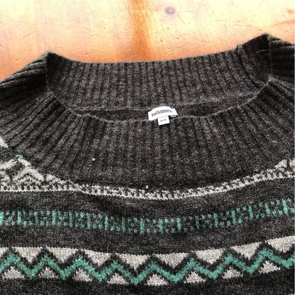 Ladies Kismet  Black, green and Gray off shoulder, fair isle sweater medium - Picture 3 of 8